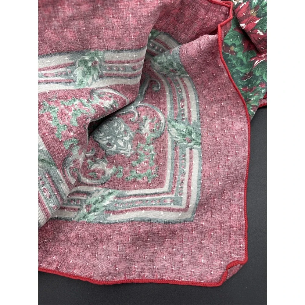 vintage christmas tablecloth rectangle 68 X 52